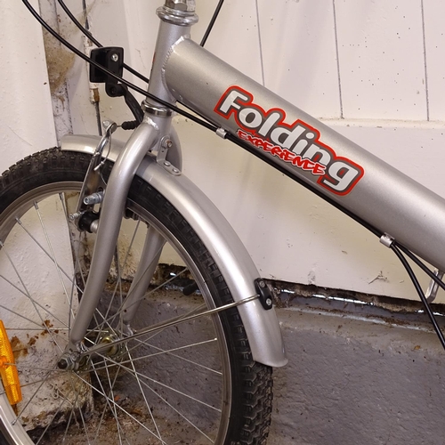 2406 - An Extreme folding bicycle