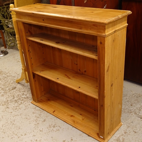 2493 - A pine open bookcase with 2 adjustable shelves, W96cm, H98cm, D29cm, shelf depth 22cm