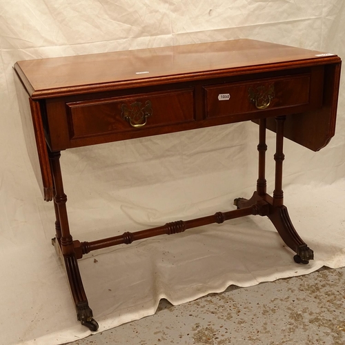 2506 - A small reproduction mahogany sofa table, with single drawer, W62cm