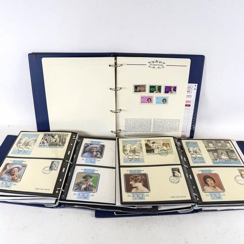 212 - 3 albums of Royal Family First Day Covers