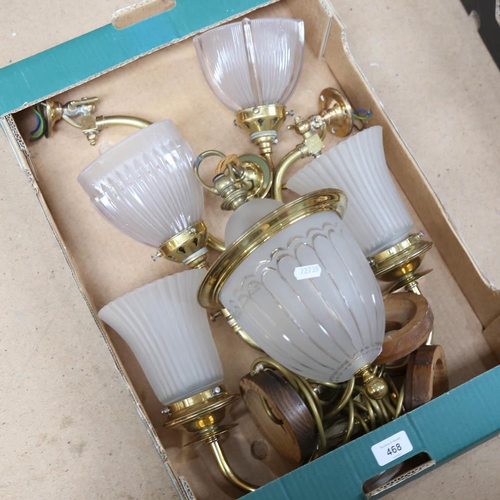 468 - A glass pendant light fitting, and 4 wall sconces (5)