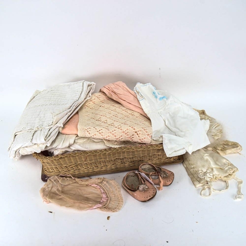 485 - A box of Antique and other baby's clothes, including bonnets and shoes