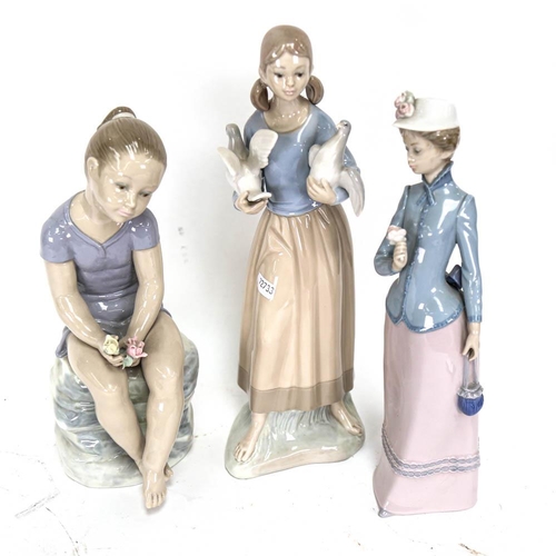 500 - Lladro figure of an Edwardian lady, 32cm, and 2 other Spanish figures