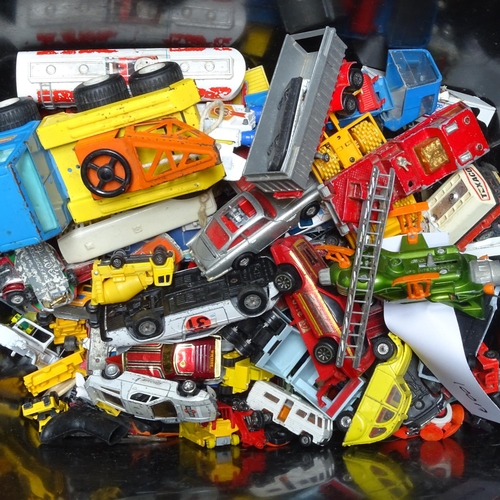 615 - A boxful of Vintage diecast trucks, cars etc