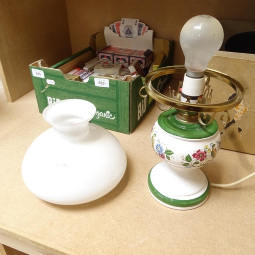 641 - Kitchen scale and weights, and 2 lamps