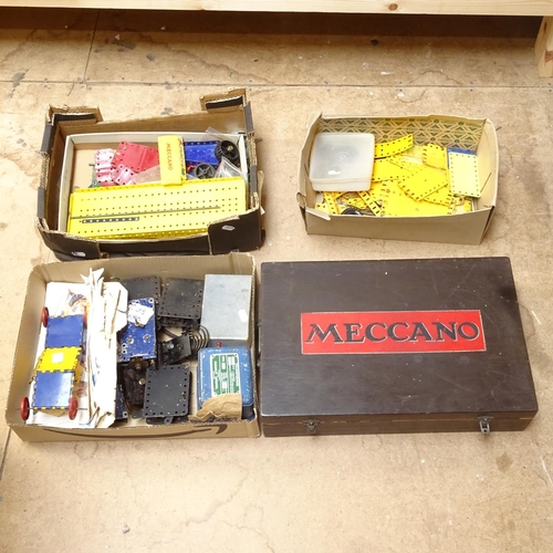 652 - A quantity of Meccano, transformer etc