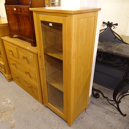 2568 - A modern oak display cabinet with single glazed door, W60cm, H144cm, D45cm