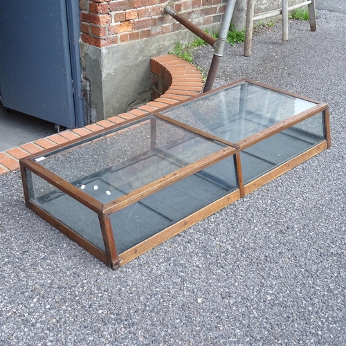 2578 - A Victorian mahogany-framed counter-top display cabinet, L143cm, H22cm, D58cm