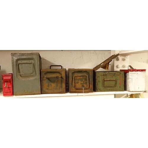 2531 - 6 Vintage metal ammo cases