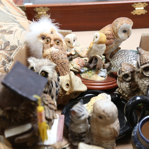 722 - Owl figures, Alsatians etc