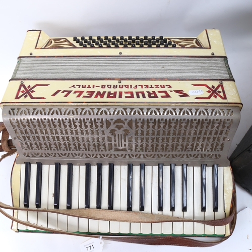 771 - An Italian accordion, boxed, by Scrucianelli Castelfidard - Italy