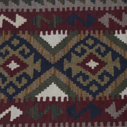 2405 - A small Kilim runner, 82cm x 61cm