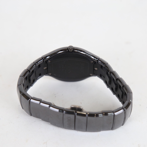 1025 - RADO - a black high-tech ceramic DiaStar quartz bracelet watch, ref. 115.0653.3, black dial with dat... 