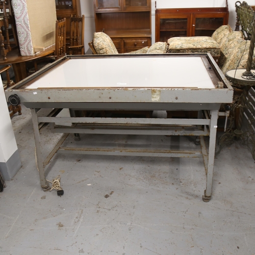 2750 - A large vintage draughtsman/printers table