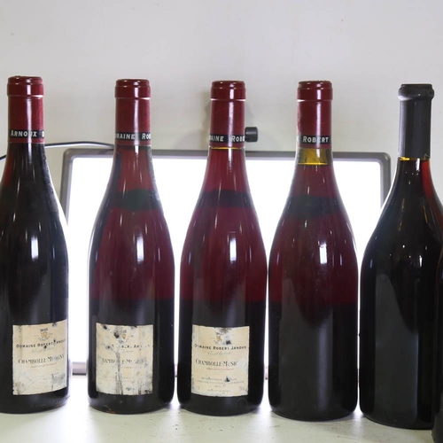 1029 - 6 bottles of Burgundy wine, 5 Chambolle-Musigny 2000 Domaine Robert Arnoux, 1 Chorey-Les-Beaune 2005... 