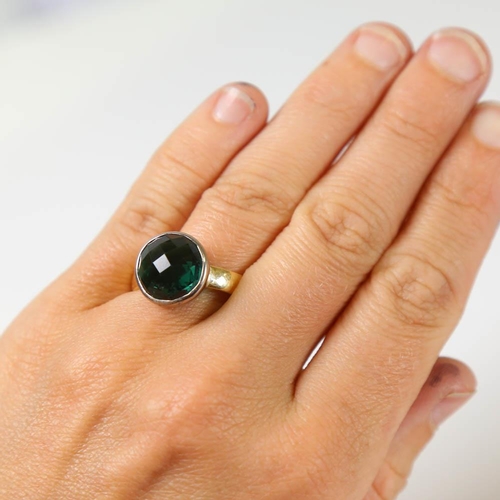 129 - A modern 18ct gold green stone set ring, set with double rose-cut stone, by Peter Jenner, hallmarks ... 