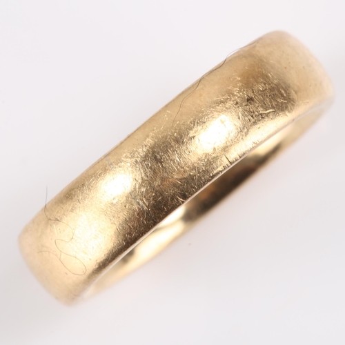 132 - A heavy late 20th century 9ct gold wedding band ring, maker's marks H-L, hallmarks Birmingham 1989, ... 