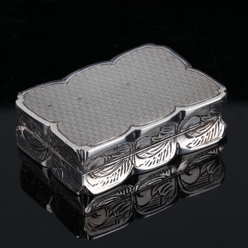 162 - An Elizabeth II silver pillbox, in Victorian style modelled as a vinaigrette case, rectangular cushi... 