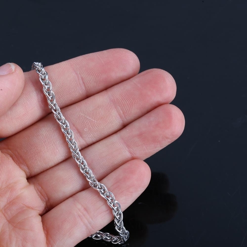 181 - A 9ct white gold link chain bracelet, bracelet length 18cm, 6.8g