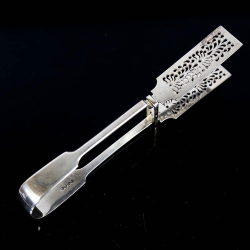 465 - A pair of William IV silver Fiddle pattern asparagus tongs, by Mary Chawner, hallmarks London 1836, ... 