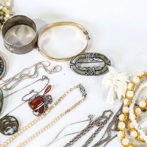 653 - Various jewellery, including moonstone earrings, 9ct gold coral bracelet, silver chains, pearls, wat... 