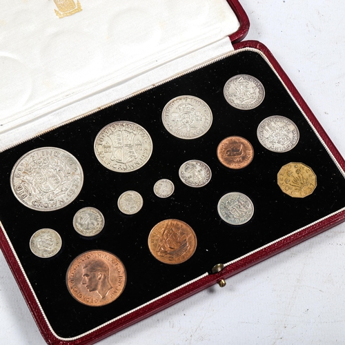 1115 - A George VI 1937 specimen coins set, comprising 15 coins, crown to farthing including maundy set, in... 