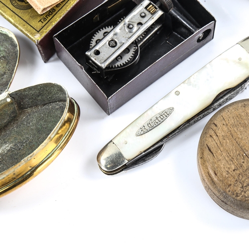 1313 - A mixed group of collectable items, including penknife, tobacco tin etc