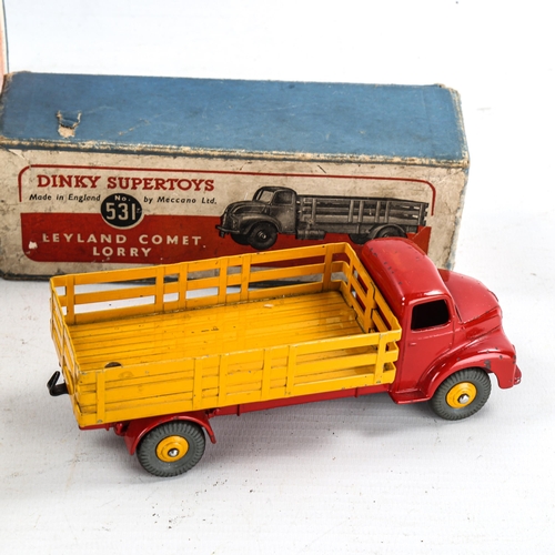 1354 - DINKY SUPERTOYS - Leyland Comet lorry no. 531, and Coles mobile crane no. 571, both boxed (2)