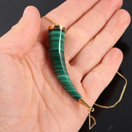 286 - A modern silver gilt malachite drinking horn pendant necklace, on trace curb link chain, necklace le... 