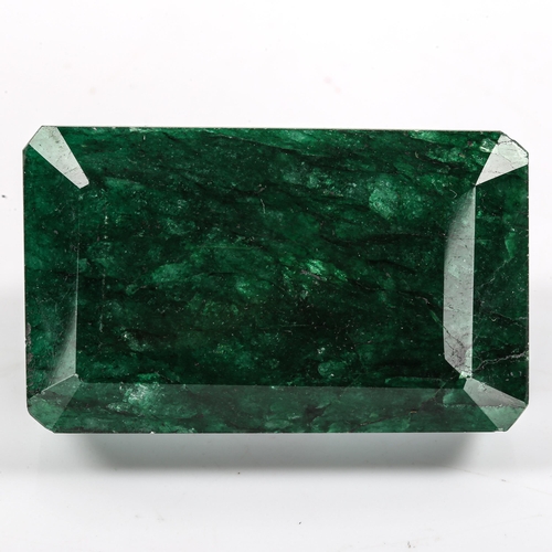 314 - 260.32ct emerald step-cut emerald, dimensions: 50mm x 30mm x 23mm, 52g, IGL Gemstone report card