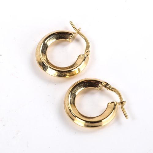 476 - A modern pair of 9ct gold hoop earrings, with French lock fittings, hoop diameter 17.4mm, 1.3g