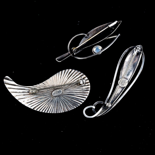 547 - 3 Vintage Scandinavian stylised silver brooches, maker's include Hermann Siersbol and Kupittaan Kult... 