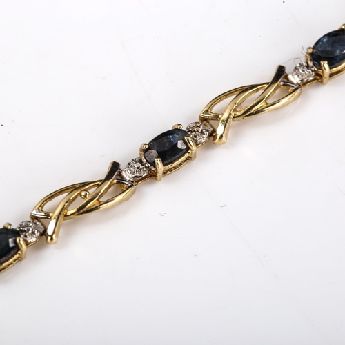 565 - A modern 9ct gold sapphire bracelet, set with oval mixed-cut sapphires, bracelet length 18cm, 5g