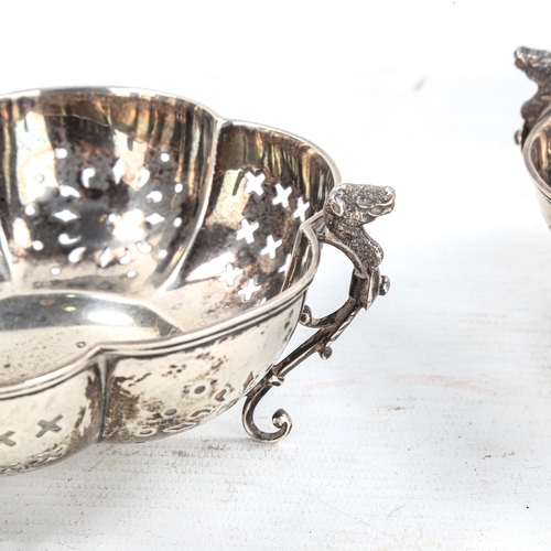 581 - A pair of Victorian silver bowls, lobed form with pierced decoration and monopodia supports, by Mins... 