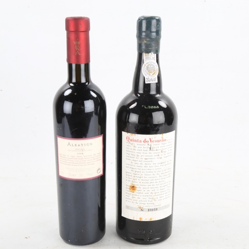 1045 - A bottle of Quinta do Vesuvio 1990 vintage port, and a 500ml bottle of Marchesi Antinori Fattoria Al... 