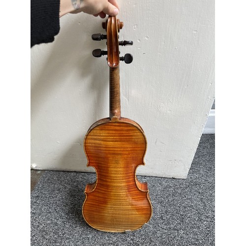 1046 - George Wulme Hudson (1882 - 1952), fine quality violin made in 1924, previously owned and played by ... 