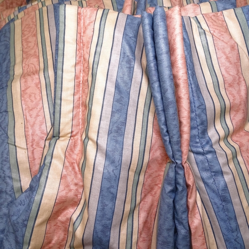 2562 - 2 pairs of lined blue and pink striped curtains, L245cm, W190cm, and a pair of matching curtains, L2... 