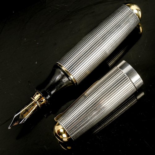 125 - A silver jumbo-sized fountain pen, marked 925