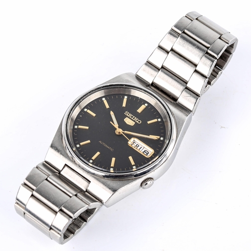 SEIKO 5 - a Vintage stainless steel automatic bracelet watch, ref. 7S26-3130,  dark grey dial with gi