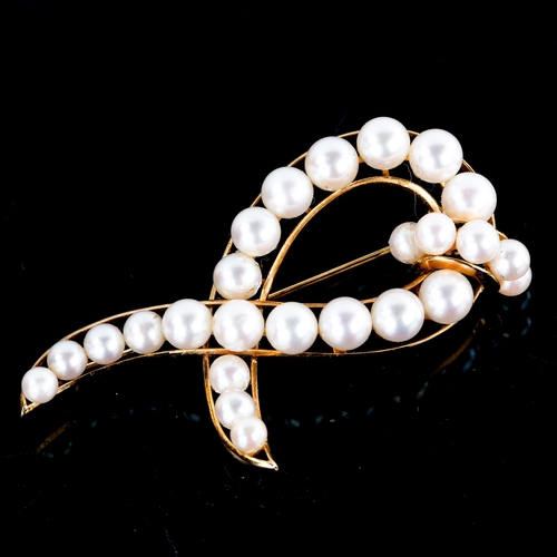 597 - A Japanese 14ct gold cultured pearl brooch, brooch length 47.2mm, 6.6g