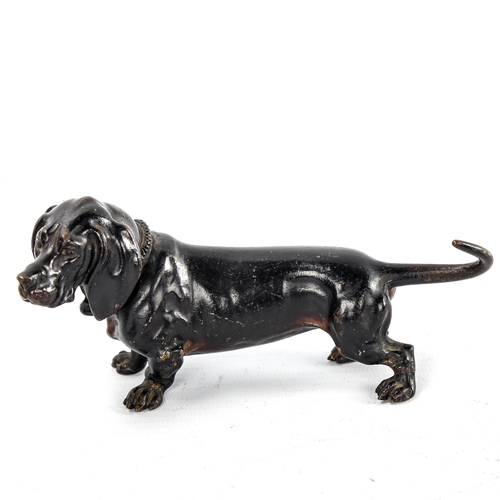 213 - An Austrian patinated bronze Dachshund, unsigned, circa 1900, length 13.5cm