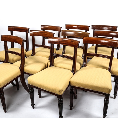 282 - A set of 10 William IV mahogany dining chairs, with tablet top rails and turned and reeded legs