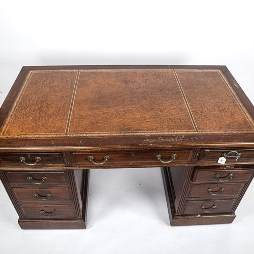 283 - A late Victorian walnut pedestal desk, 137cm x 76cm (4'6