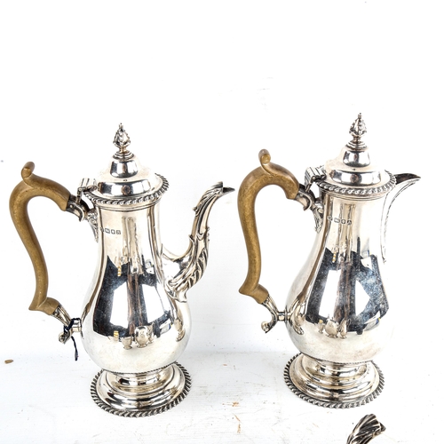 605 - An Elizabeth II 5-piece silver tea and coffee set, comprising teapot, coffee pot, hot water jug, sug... 