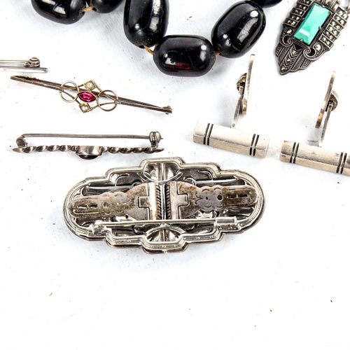 606 - Various jewellery, including Danish silver cufflinks, 9ct gold bar brooch, a pair of 9ct gold garnet... 