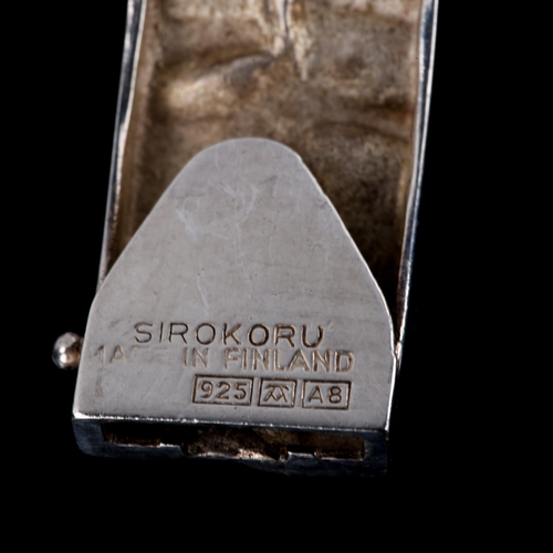 649 - SIROKORU KY - a Vintage Finnish stylised sterling silver panel bracelet, hallmarks Turku 1978, brace... 