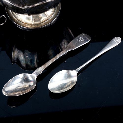 694 - Various silver, including pedestal sugar bowl, modernist Gin decanter label, unmarked white metal Cl... 