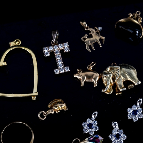 701 - Various jewellery, including some 9ct gold charms and fobs, silver charms etc, 43.1g gross