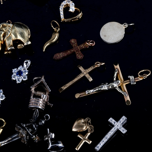 701 - Various jewellery, including some 9ct gold charms and fobs, silver charms etc, 43.1g gross