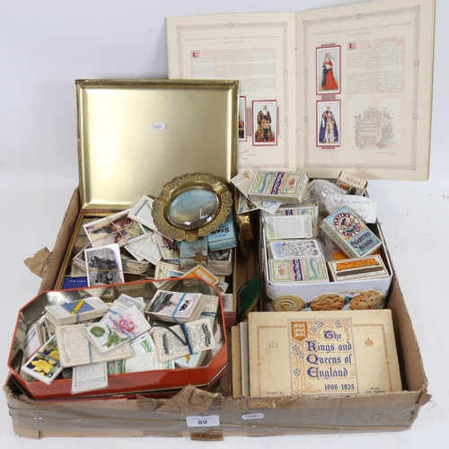 89 - A large quantity of Vintage cigarette cards, including Player's and Wills's (boxful)